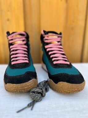 Back-to-Berkeley III hiking boots